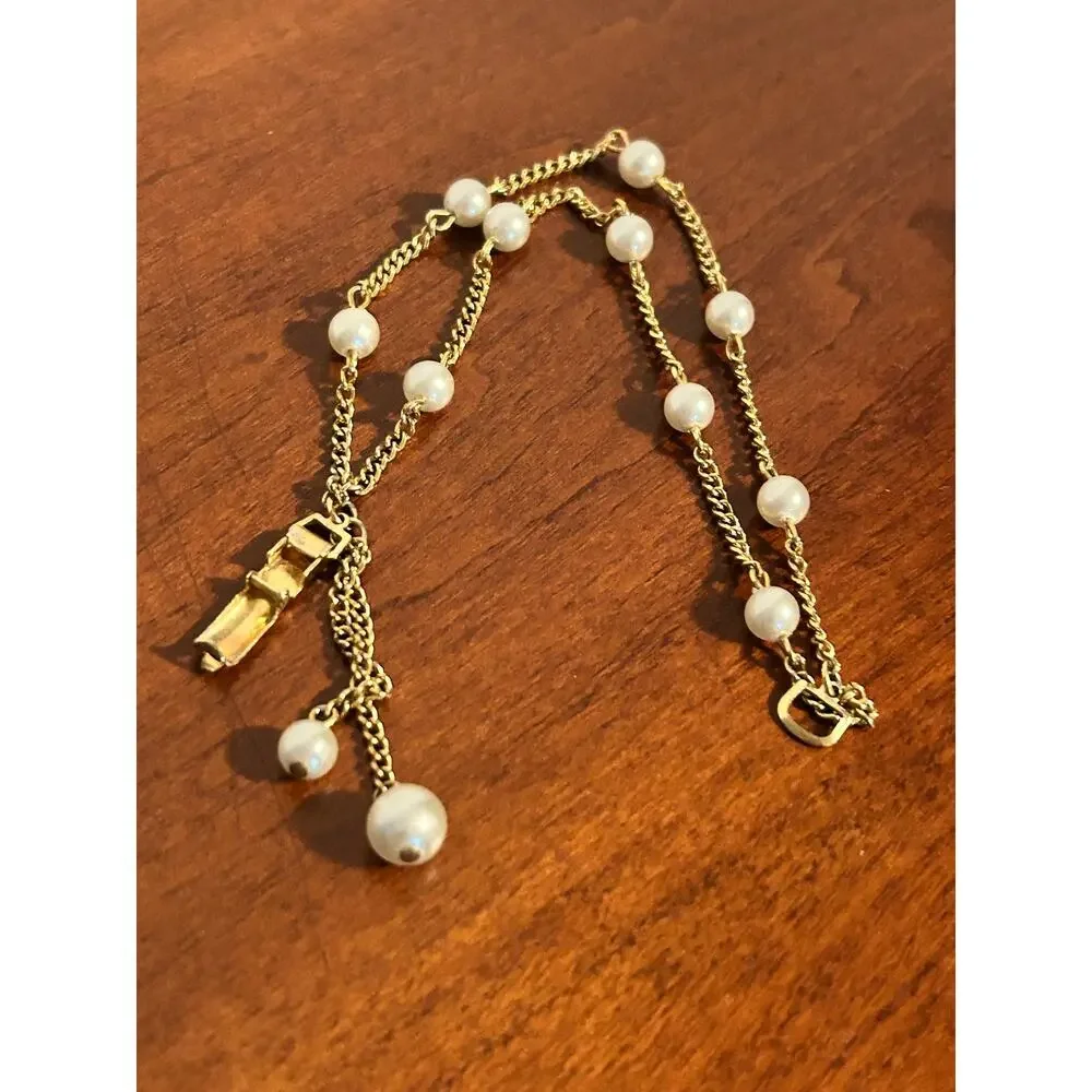 TWO ROWS OF FAUX PEARLS ON 7 inch GOLD TONE CHAINS